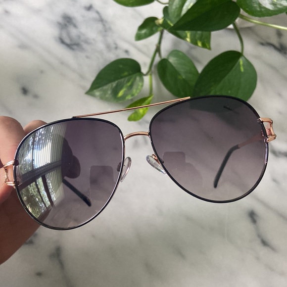 Piranha 100% UVA/UVB Protection sunglasses - Aviator rose gold frames frames - Picture 7 of 8